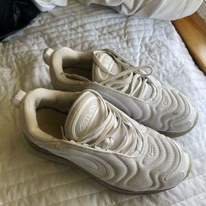 White 720 women’s Nike